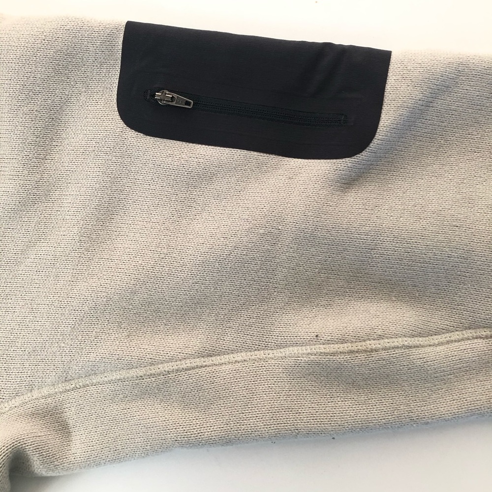 North face pullover - Picture 3 of 5